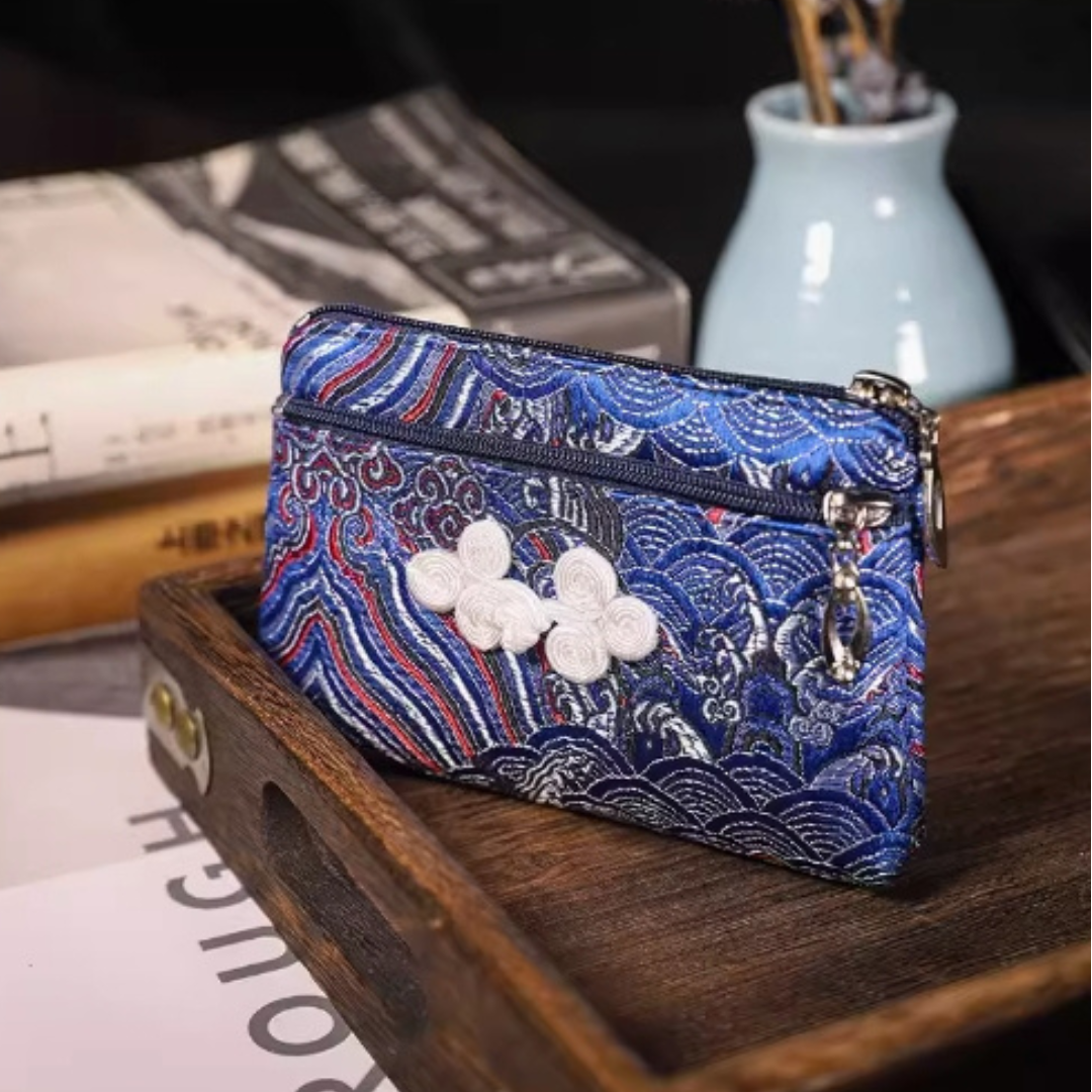 Limited Time Offer: Silk Nanjing Yunjin Purse For $1.49 Now!