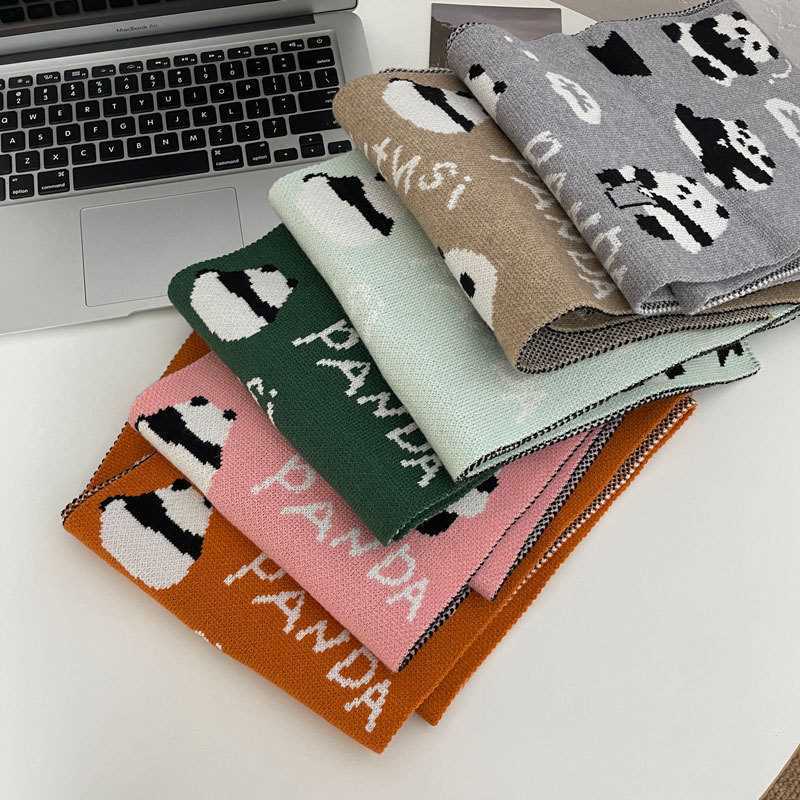 Cute Cartoon Panda Scarf - Warm Autumn/Winter Neck Warmer for Students and Couples