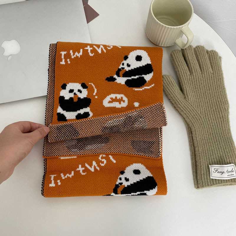 Cute Cartoon Panda Scarf - Warm Autumn/Winter Neck Warmer for Students and Couples