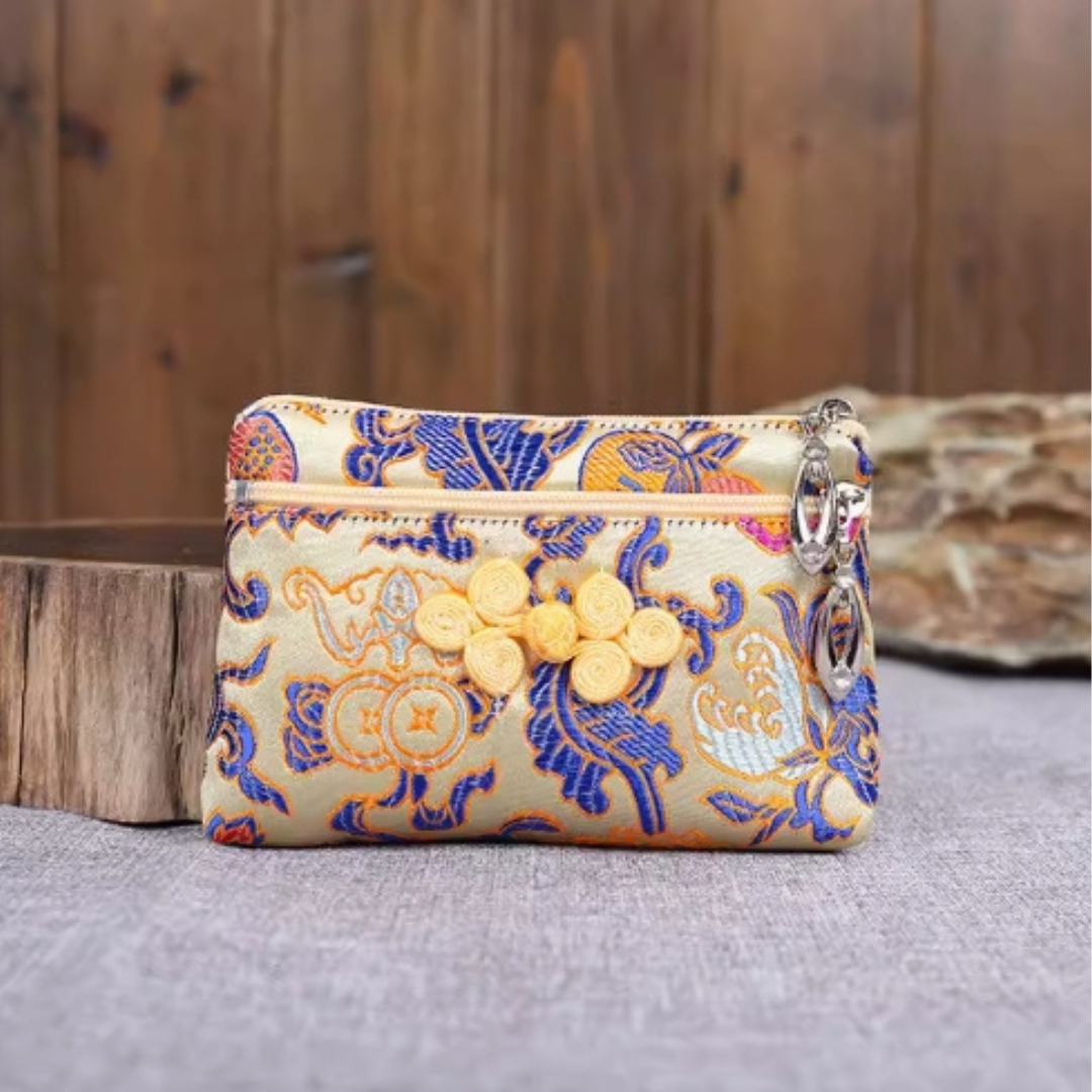 Limited Time Offer: Silk Nanjing Yunjin Purse For $1.49 Now!