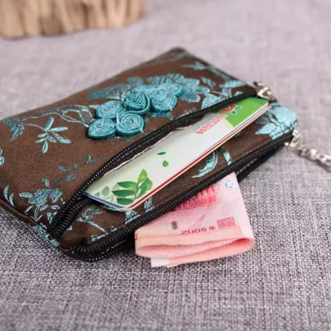 Limited Time Offer: Silk Nanjing Yunjin Purse For $1.49 Now!