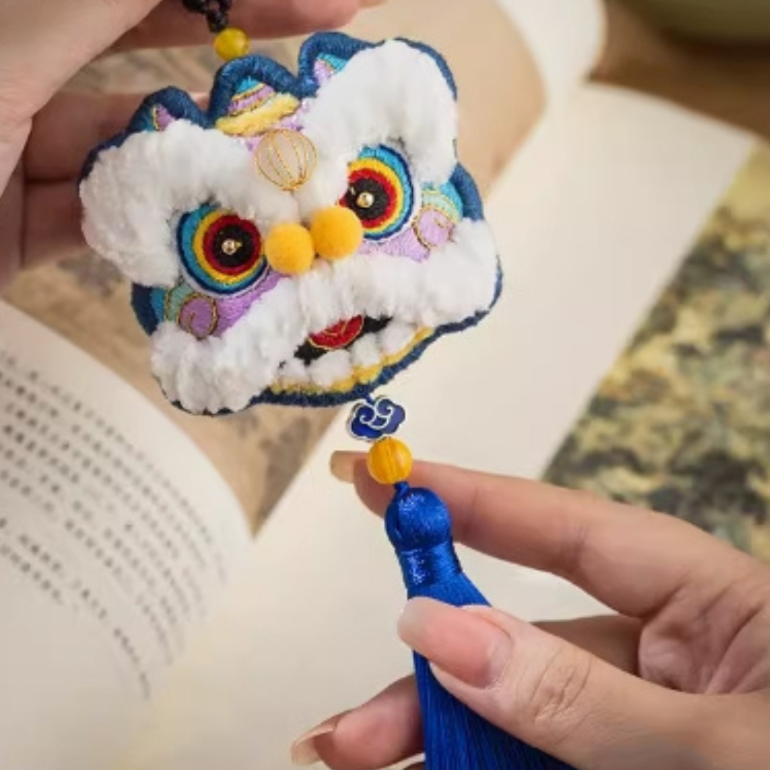 DIY Lion Dance Safety Amulet Handmade Embroidery Sachet Car Hanging Keychain