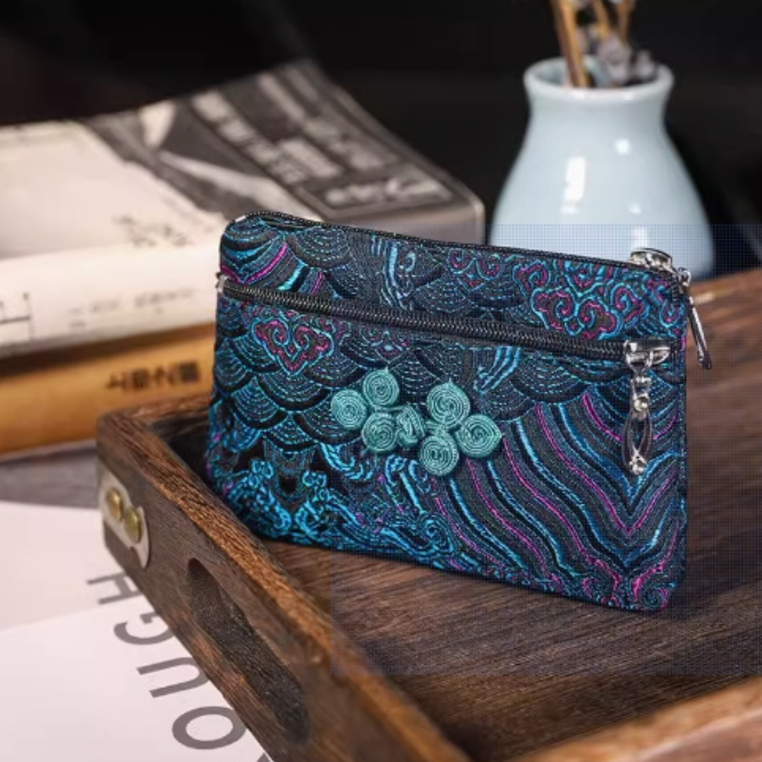 Limited Time Offer: Silk Nanjing Yunjin Purse For $1.49 Now!